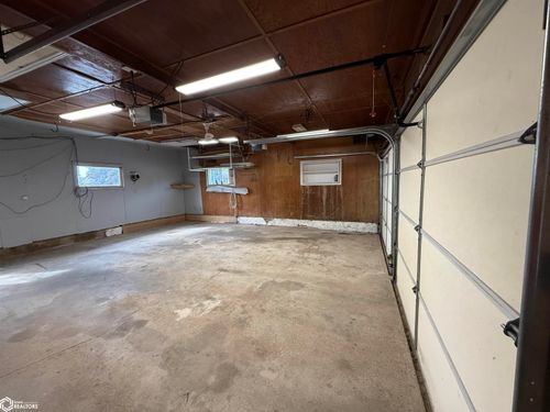 627 1st St Street N, Rockwell, IA, 50469 | Card Image