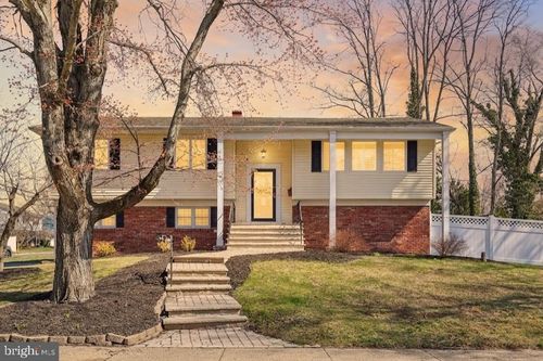6 Rydal Dr, LAWRENCEVILLE, NJ, 08648-3636 | Card Image