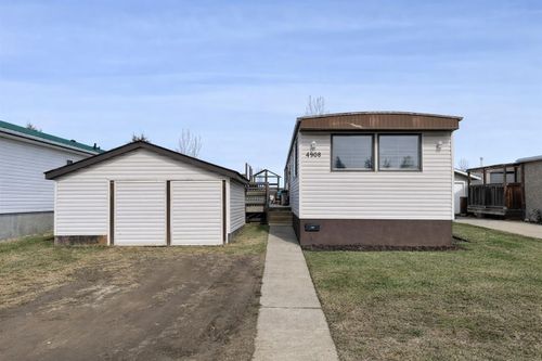 4908 55 Ave, Camrose, AB, T4V4J2 | Card Image