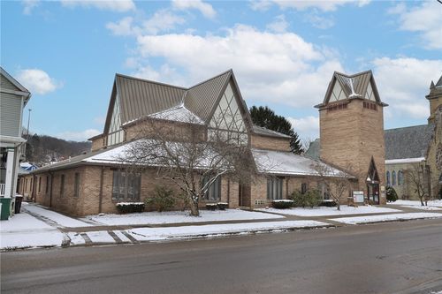 1135 Buffalo St, Franklin, PA, 16323-1254 | Card Image