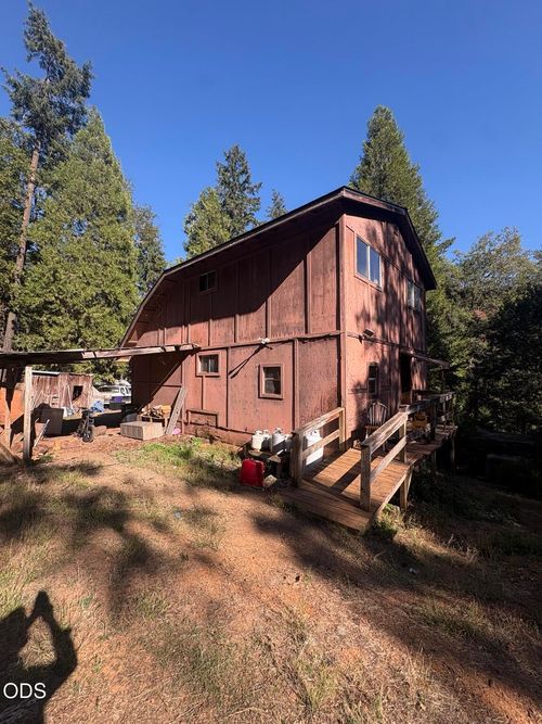 5240 Coyote Creek Rd, Wolf Creek, OR, 97497-9537 | Card Image
