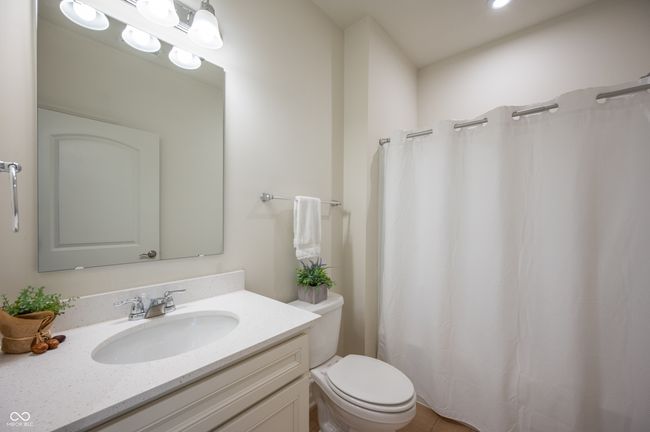 Hall Bath | Image 25