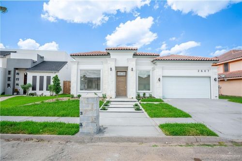 2607 Cottonwood St, Mission, TX, 78574-4244 | Card Image