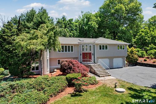 469 Shelton Ave, Shelton, CT, 06484-2829 | Card Image