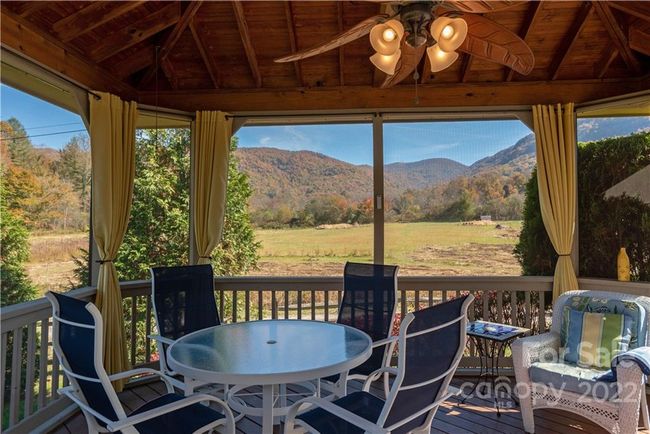 28 Sovereign Ln, House other with 4 bedrooms, 4 bathrooms and null parking in Fairview NC | Image 41