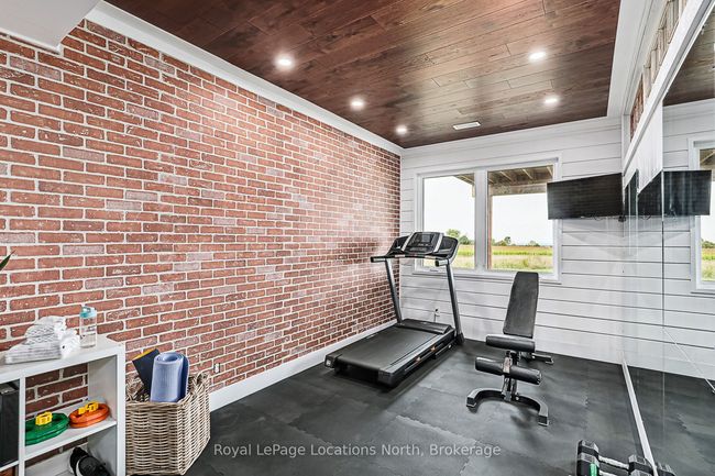 638508 St.Vincent Sydenham Tline, House other with 3 bedrooms, 3 bathrooms and 6 parking in Owen Sound ON | Image 33