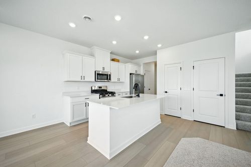 180 Huntington Dr, Waconia, MN, 55387-5520 | Card Image