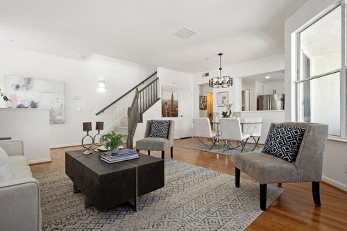 732-700 Baltic Cir, Redwood City, CA, 94065-2214 | Card Image