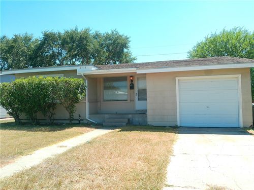 3913 Chestnut St, Corpus Christi, TX, 78411-3630 | Card Image