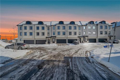 28-2545 Meadowlands Way, London, ON, N6G2N1 | Card Image