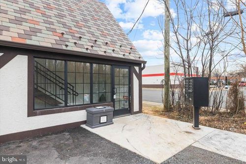 apt-5-380 Broadview Ave, WARRENTON, VA, 20186-2331 | Card Image