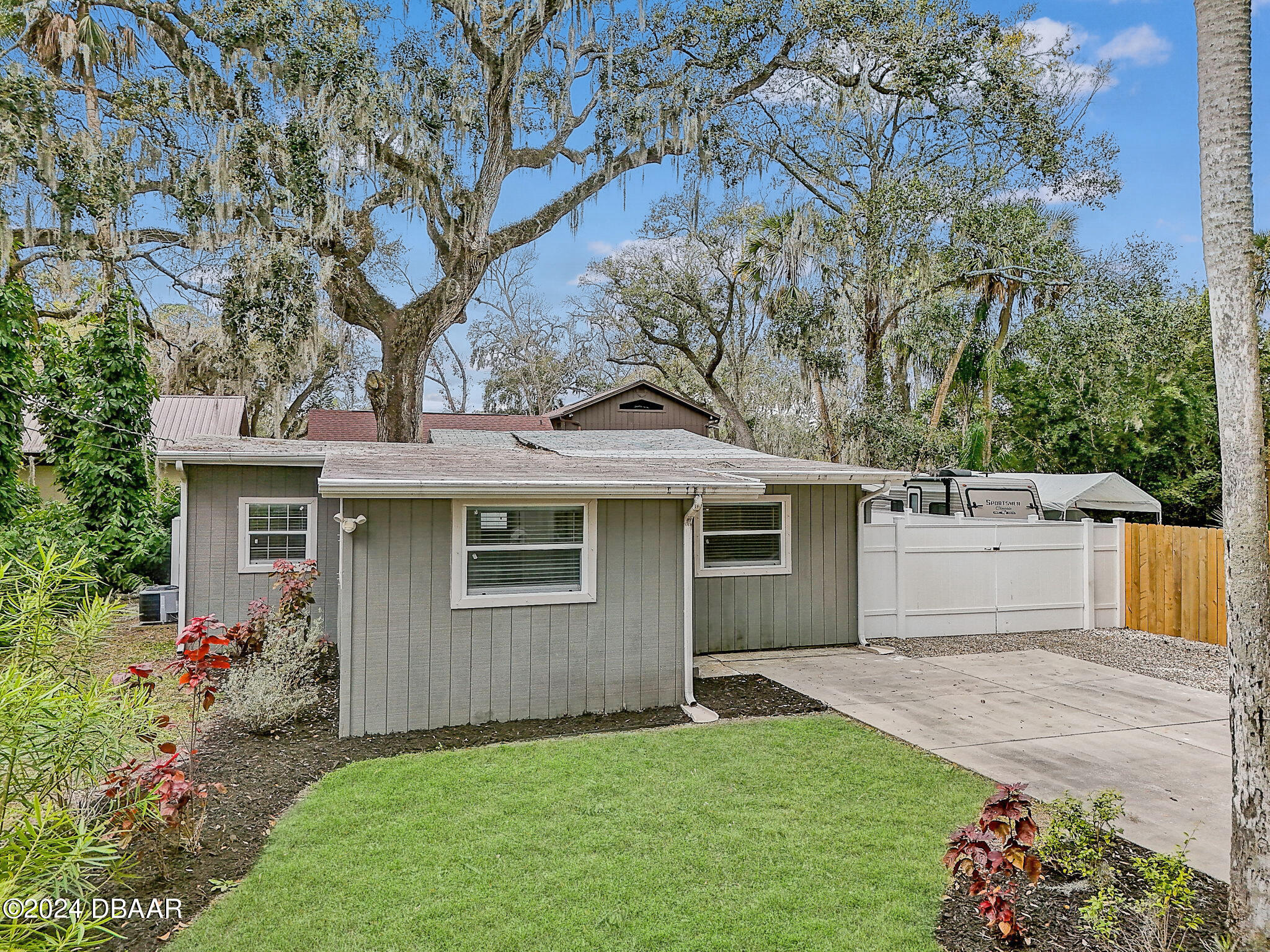 Orange Ave, Holly Hill, FL 32117