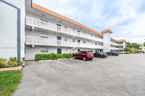 205-1400 Ne 57th St, Fort Lauderdale, FL, 33334-6129 | Card Image