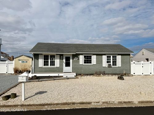 116 Catherine Ln, Manahawkin, NJ, 08050-3611 | Card Image