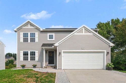 10880 Constant Dr, Allendale, MI, 49401-8121 | Card Image
