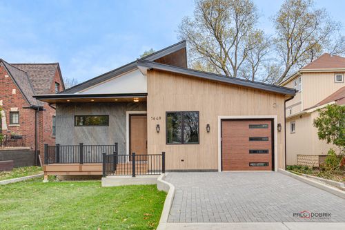 1649 Mount Pleasant St, Northfield, IL, 60093-3443 | Card Image