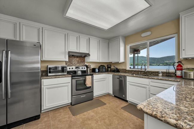 13201 Keys Blvd, House other with 3 bedrooms, 2 bathrooms and 4 parking in Clearlake Oaks CA | Image 27