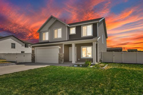 1044 W 2400 S, Nibley, UT, 84321-6549 | Card Image