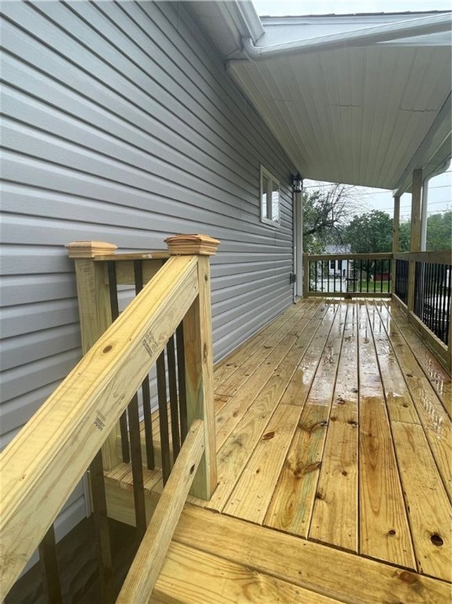 1215 Main St, House other with 3 bedrooms, 2 bathrooms and 4 parking in Bentleyville PA | Image 24