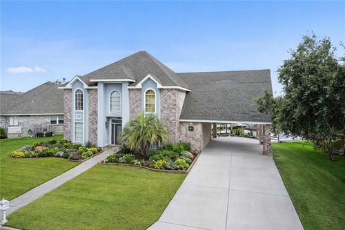 305 Charles Ct, Slidell, LA, 70458-9125 | Card Image