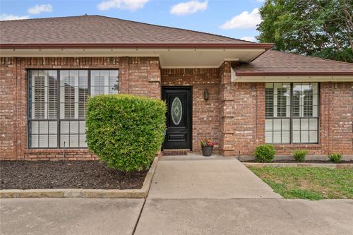 5709 Cortez Dr, Granbury, TX, 76049-5265 | Card Image