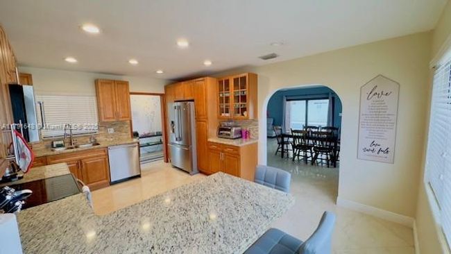 16210 Sw 97 Th Ct, House other with 4 bedrooms, 4 bathrooms and null parking in Miami FL | Image 18