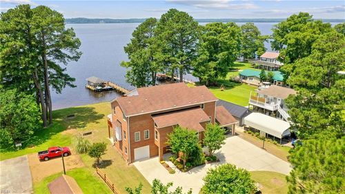 953 Old Ferry Rd, Edenton, NC, 27932-8949 | Card Image
