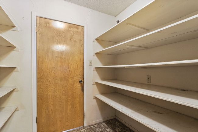 View of pantry | Image 9