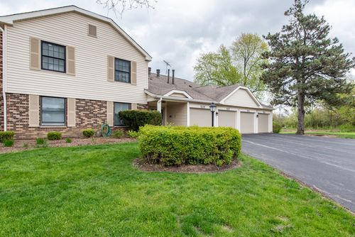 5227-5227 Rockpointe Ct, Gurnee, IL, 60031-1804 | Card Image