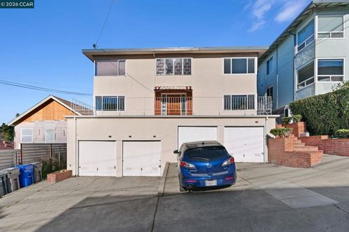 650 650 Hillsborough St, Oakland, CA, 94606 | Card Image