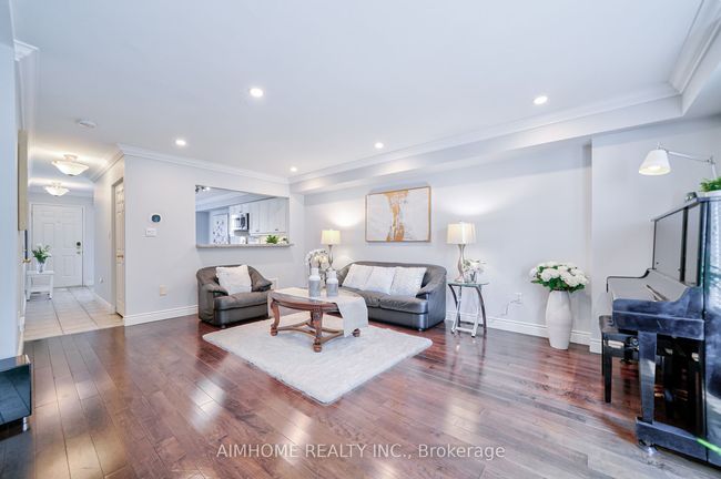 9 - 2189 Postmaster Dr, Condo with 3 bedrooms, 3 bathrooms and 2 parking in Oakville ON | Image 12