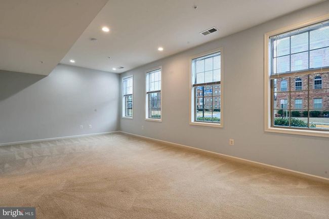 22505 Cambridgeport Sq, Townhouse with 4 bedrooms, 4 bathrooms and null parking in ASHBURN VA | Image 38