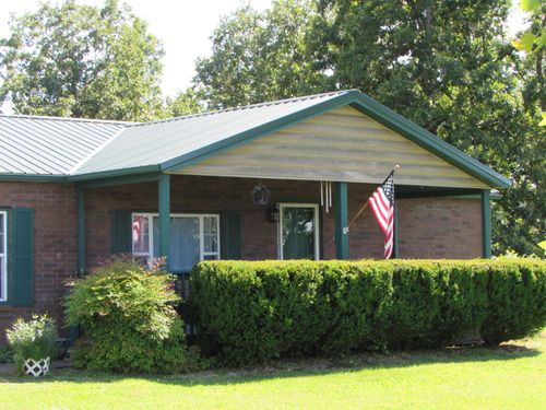 18-281 Lake Ranch Rd, Kissee Mills, MO, 65680-8449 | Card Image