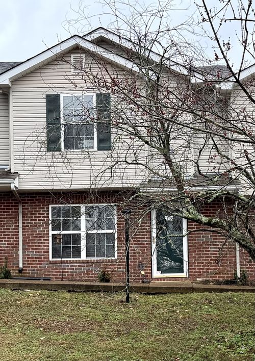 110 Waterview Dr, Hendersonville, TN, 37075-6505 | Card Image