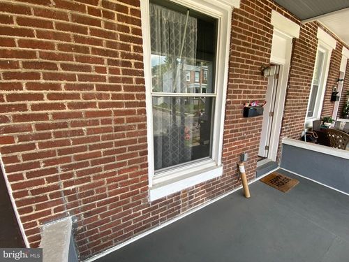 613 E 30th Street E, BALTIMORE, MD, 21218 | Card Image