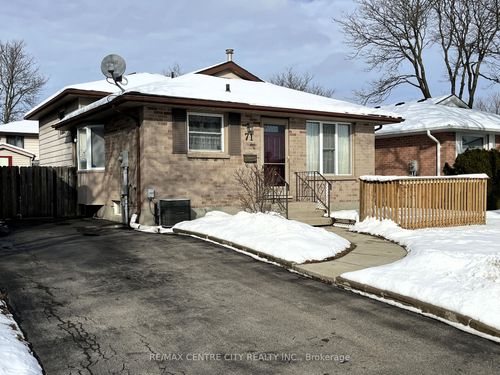 71 Speight Cres, London, ON, N5V3W6 | Card Image