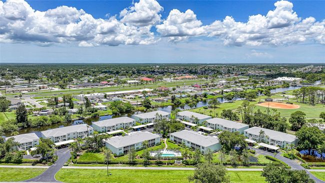 APT-2101 - 5725 Greenwood Ave, Condo with 2 bedrooms, 2 bathrooms and null parking in NORTH PORT FL | Image 36