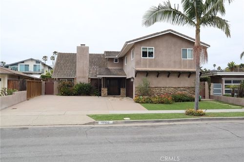 17132 Edgewater Ln, Huntington Beach, CA, 92649-4210 | Card Image