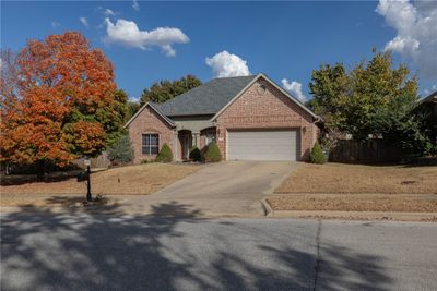 1750 N Desarc Way, House other with 3 bedrooms, 2 bathrooms and null parking in Fayetteville AR | Image 2