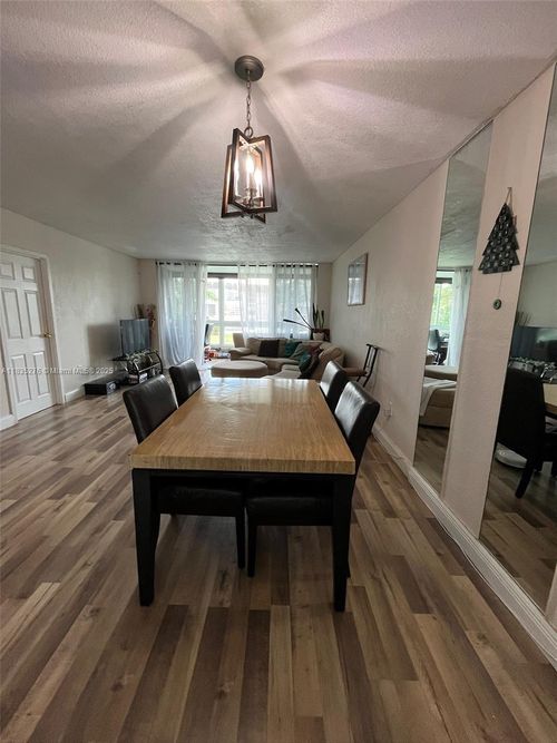 apt-d210-8321 Sands Point Blvd, Tamarac, FL, 33321-8531 | Card Image