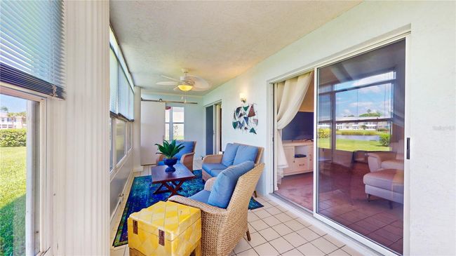 Porch | Image 30
