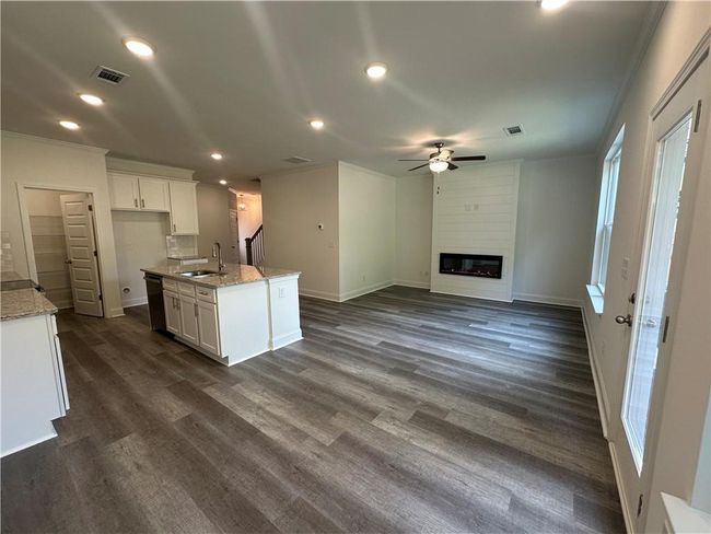 UNIT-115 - 5605 Overview Dr, Townhouse with 3 bedrooms, 3 bathrooms and null parking in Flowery Branch GA | Image 7