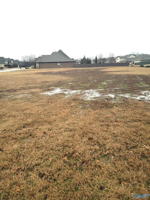 80 Lake Forest Blvd Sw, Huntsville, AL, 35824-4011 | Card Image