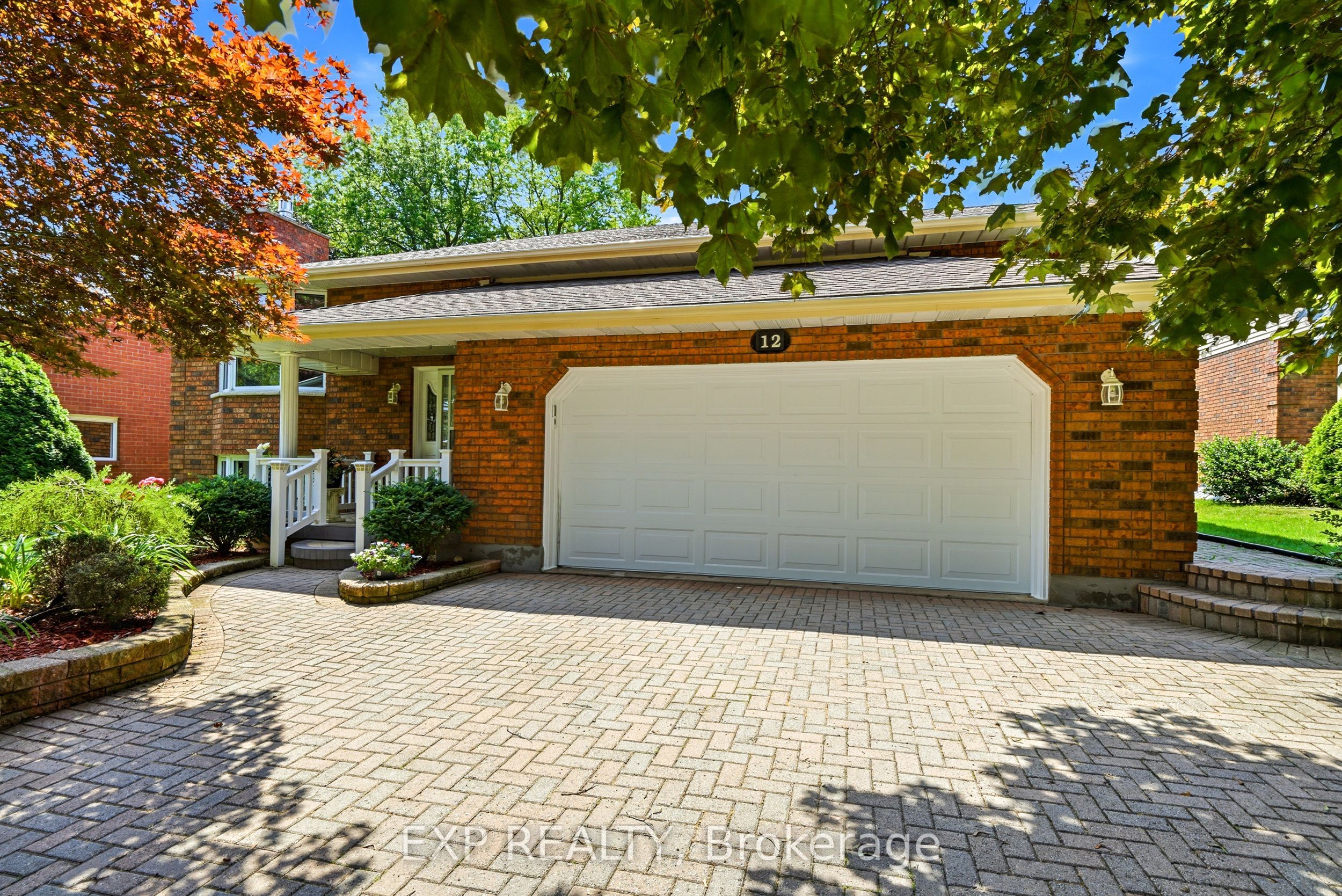 Residential in Pelham 4