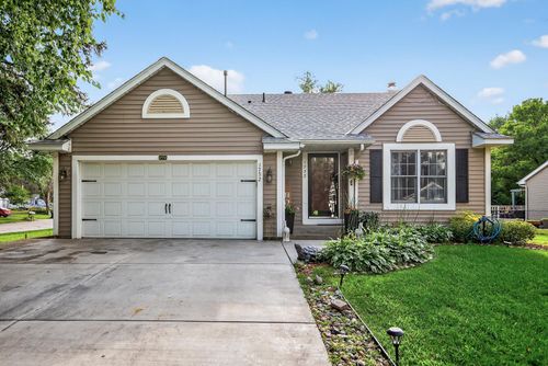 1732 Regatta Dr, Woodbury, MN, 55125-8849 | Card Image