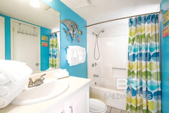 Bathroom | Image 12