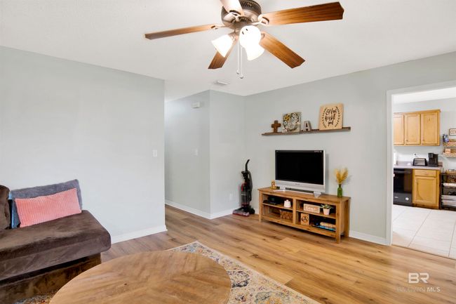 Living Room | Image 10