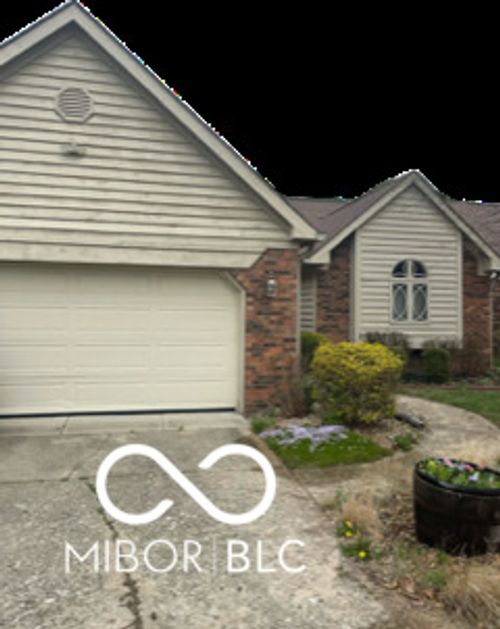 1076 Southport Rd, Indianapolis, IN, 46217-4196 | Card Image