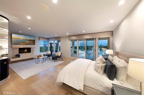 9 Saint Tropez, Newport Beach, CA, 92660-6826 | Card Image