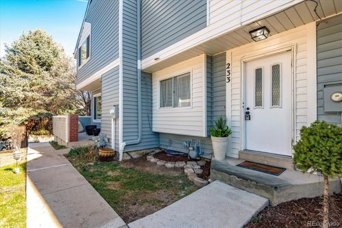 233 S Nome St, Aurora, CO, 80012-1213 | Card Image